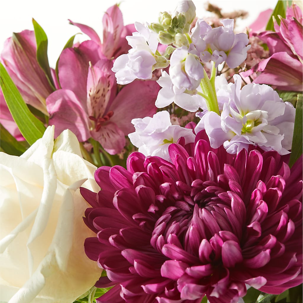 Amethyst Dreams Bouquet –  Canadianflowershoppe.ca, Scarborough ON